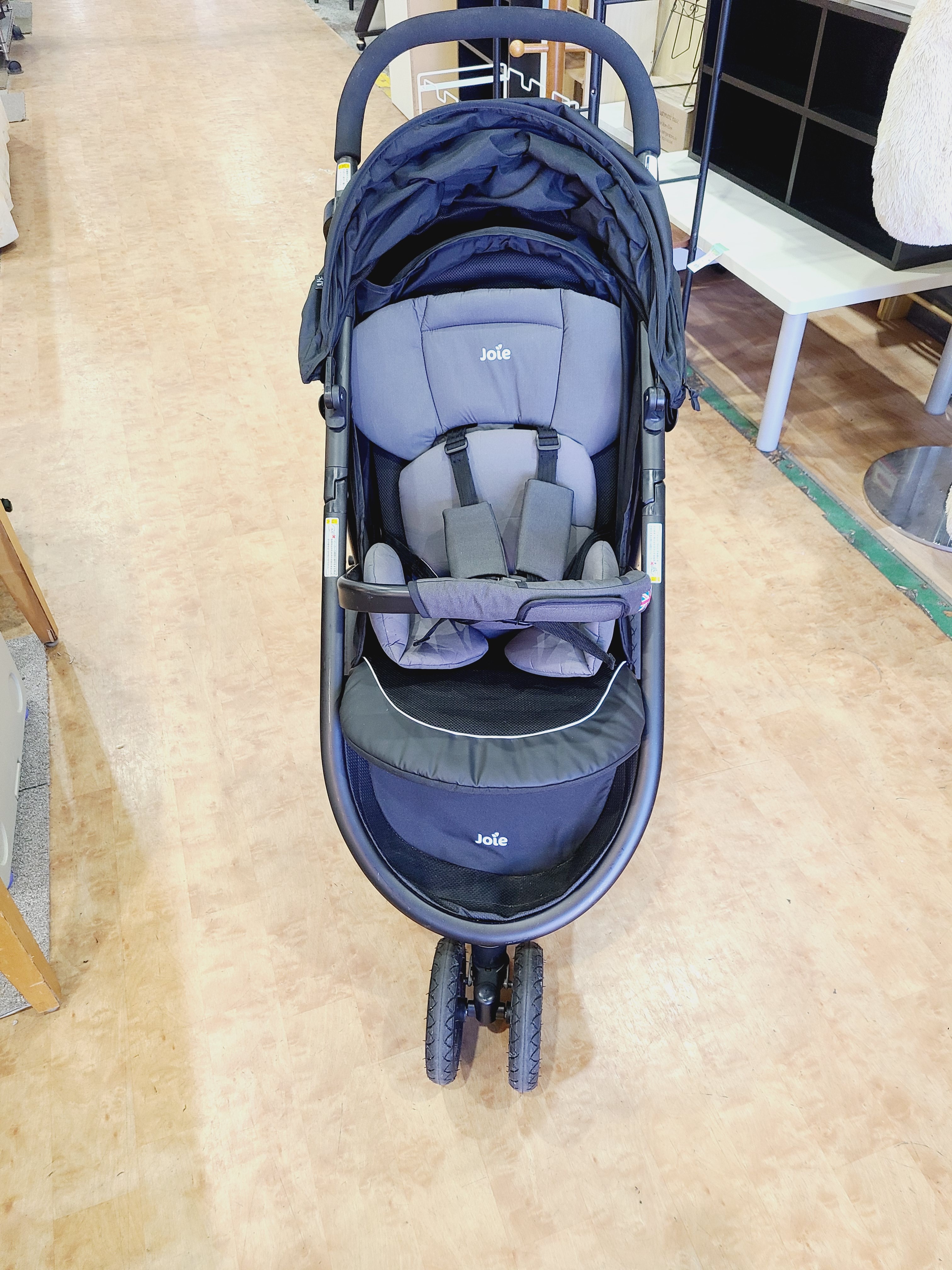 Joie(ジョイー) 三輪ベビーカー ライトトラックス エア買取致しました 