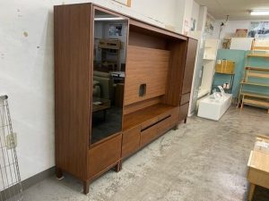 愛品館江戸川店壁面テレビボード買取致しました③