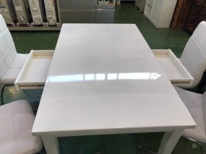 ニトリのダイニング5点セット(アマリア135DT+アベルST)買取致しました 