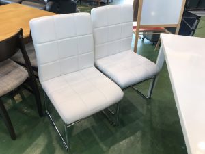 ニトリのダイニング5点セット(アマリア135DT+アベルST)買取致しました 