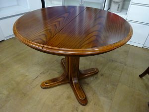 Shin-Lee 伸長式円卓ダイニングテーブル 入荷致しました|愛品