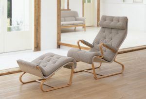 天童木工のブルーノマットソンデザインオットマン買取致しました。愛品
