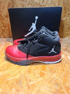 JORDAN スニーカー ジョーダン コート ビジョン  99