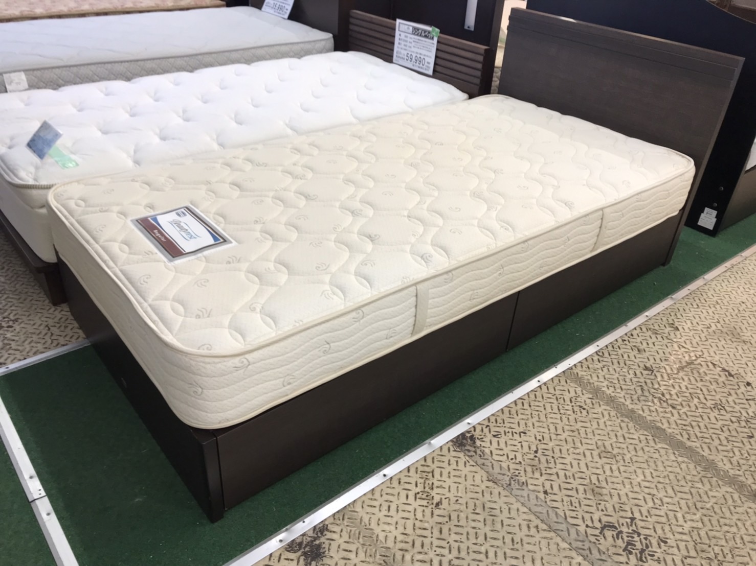 シモンズのシングルベッド(ビューティーレストレギュラー)買取致しまし  