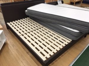ニトリのクイーンベッド(Nスリープハード)買取致しました。愛品館 