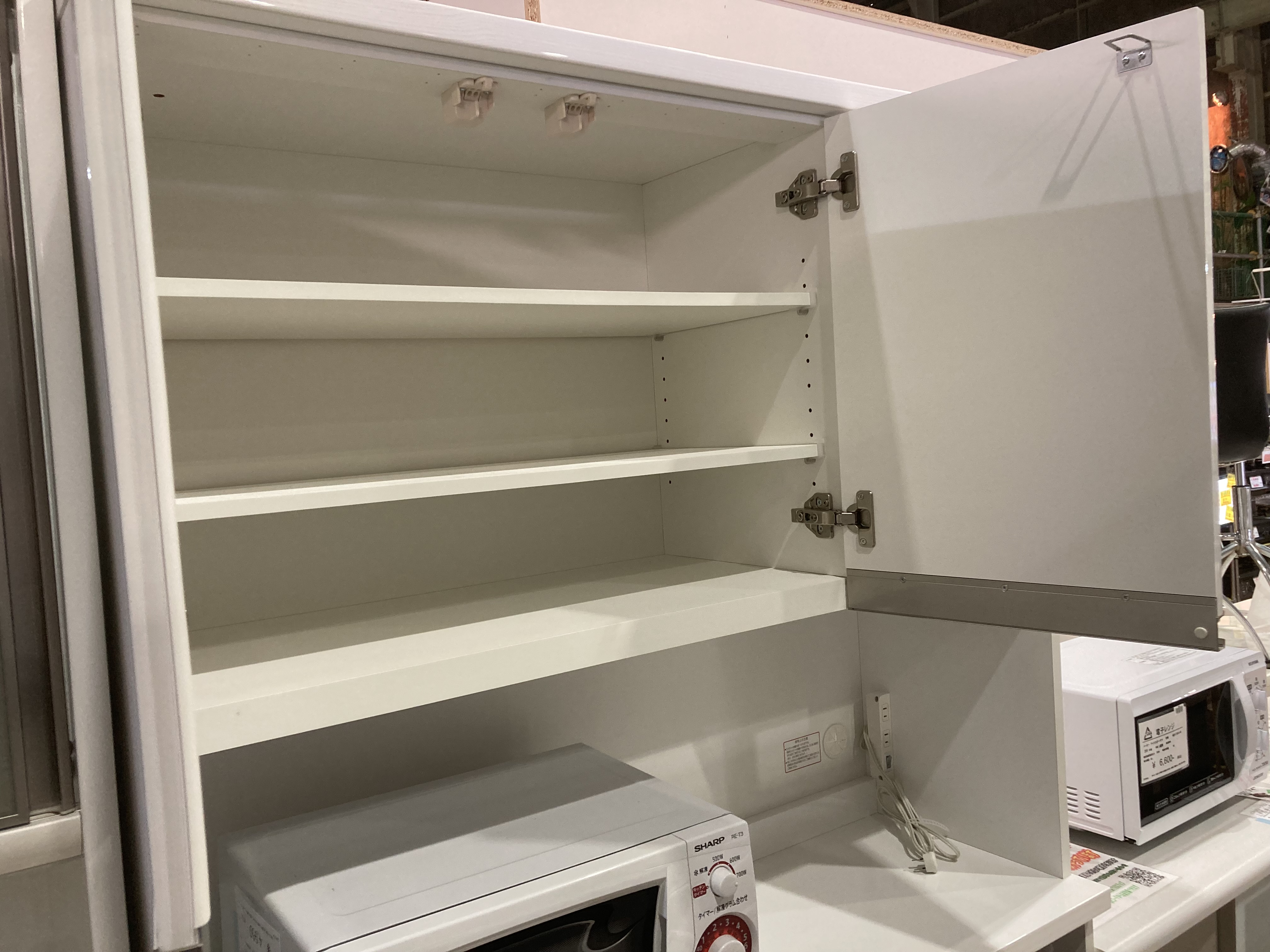 ニトリ3枚扉ユニットキッチンボードリガーレ入荷しました！｜愛品館 