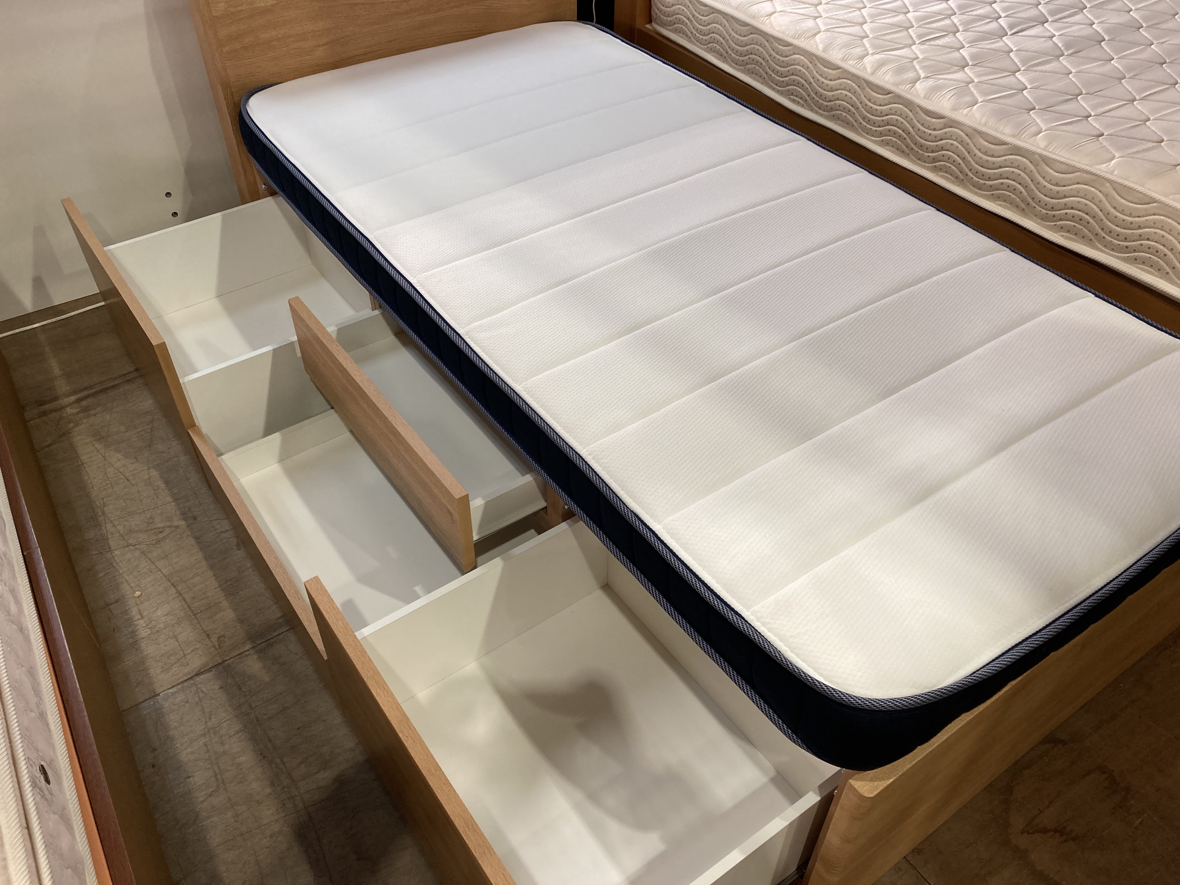 ニトリ収納付きシングルベッド入荷いたしました！｜愛品館市原店 