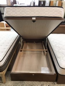 フランスベッドの跳上式収納シングルベッド買取致しました。愛品館 