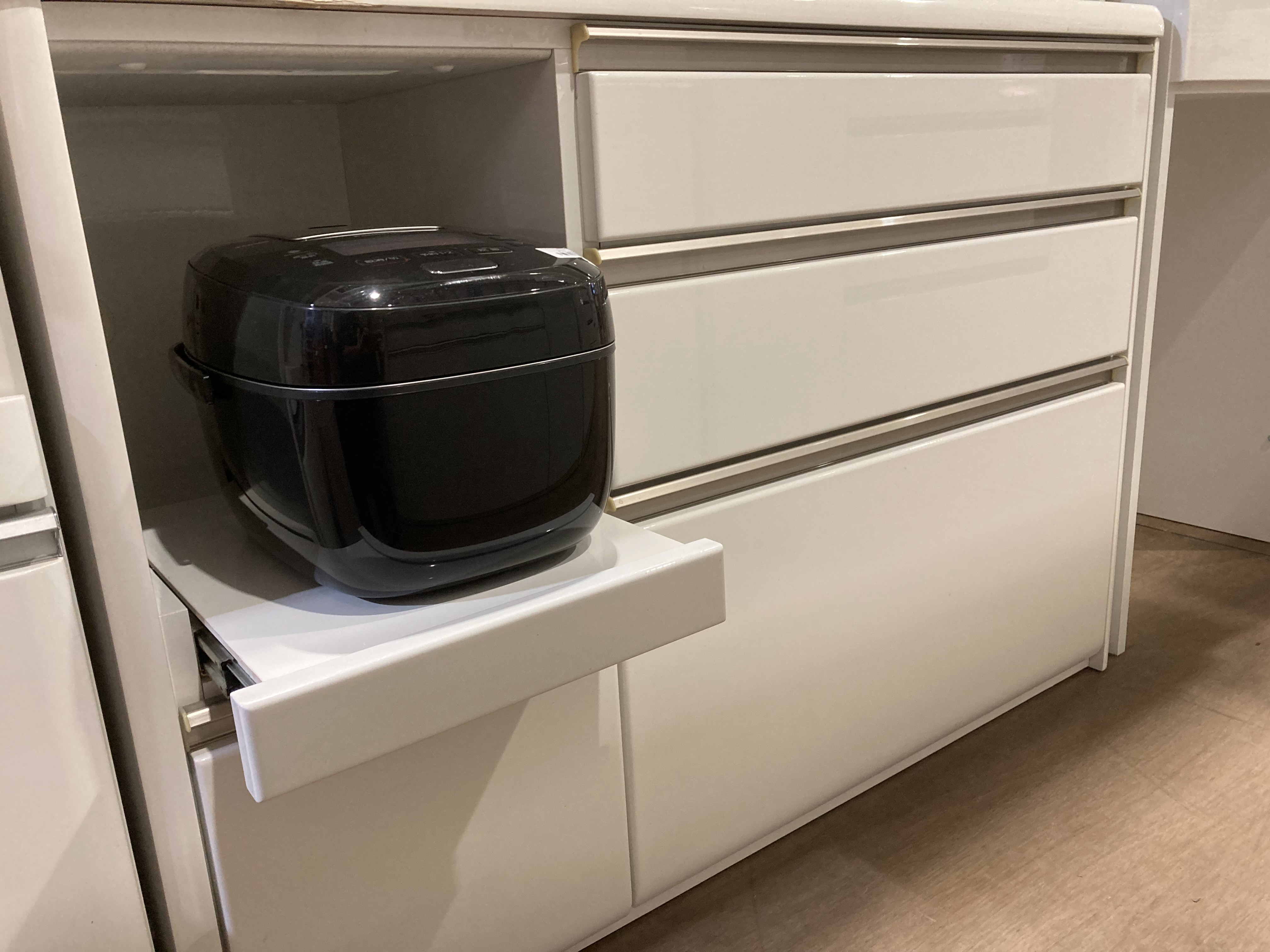 島忠ホームズ スライド扉キッチンボード買取 入荷｜愛品館市原店 