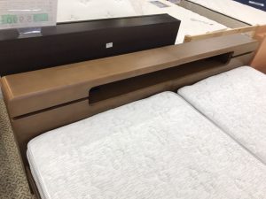 グランツと東京インテリアのキングベッド(Sベッドx2)買取致しました 