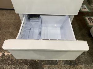 AQUA 2018年製 AQR-SV24H（W） 238L 3ドア冷蔵庫 出張買取