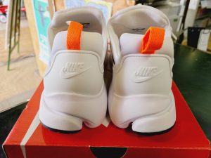 NIKE JUST  DO IT COLLECTION AIR PRESTO  FLY White