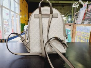 マイケルコース  アディーナ バニラ リュック バックパック
