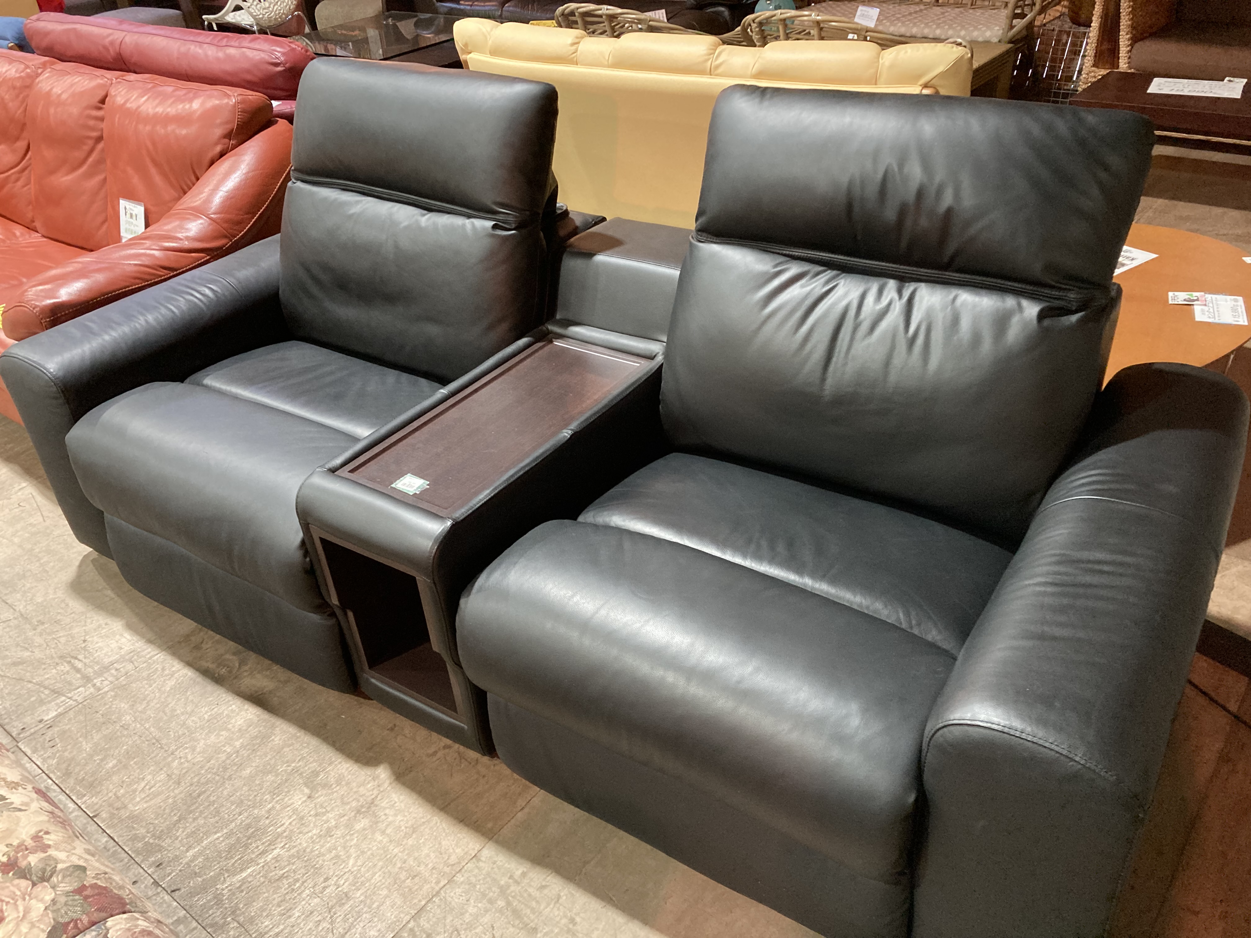 ニトリ｜電動リクライニングソファ（ルッソ）入荷しました｜愛品館  