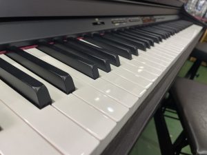 Roland(ローランド)の電子ピアノ(HP302)買取致しました。愛品館八千代 