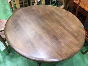 飛騨産業の円卓ダイニング4点セット(CRESCENT)買取致しました。愛品館  