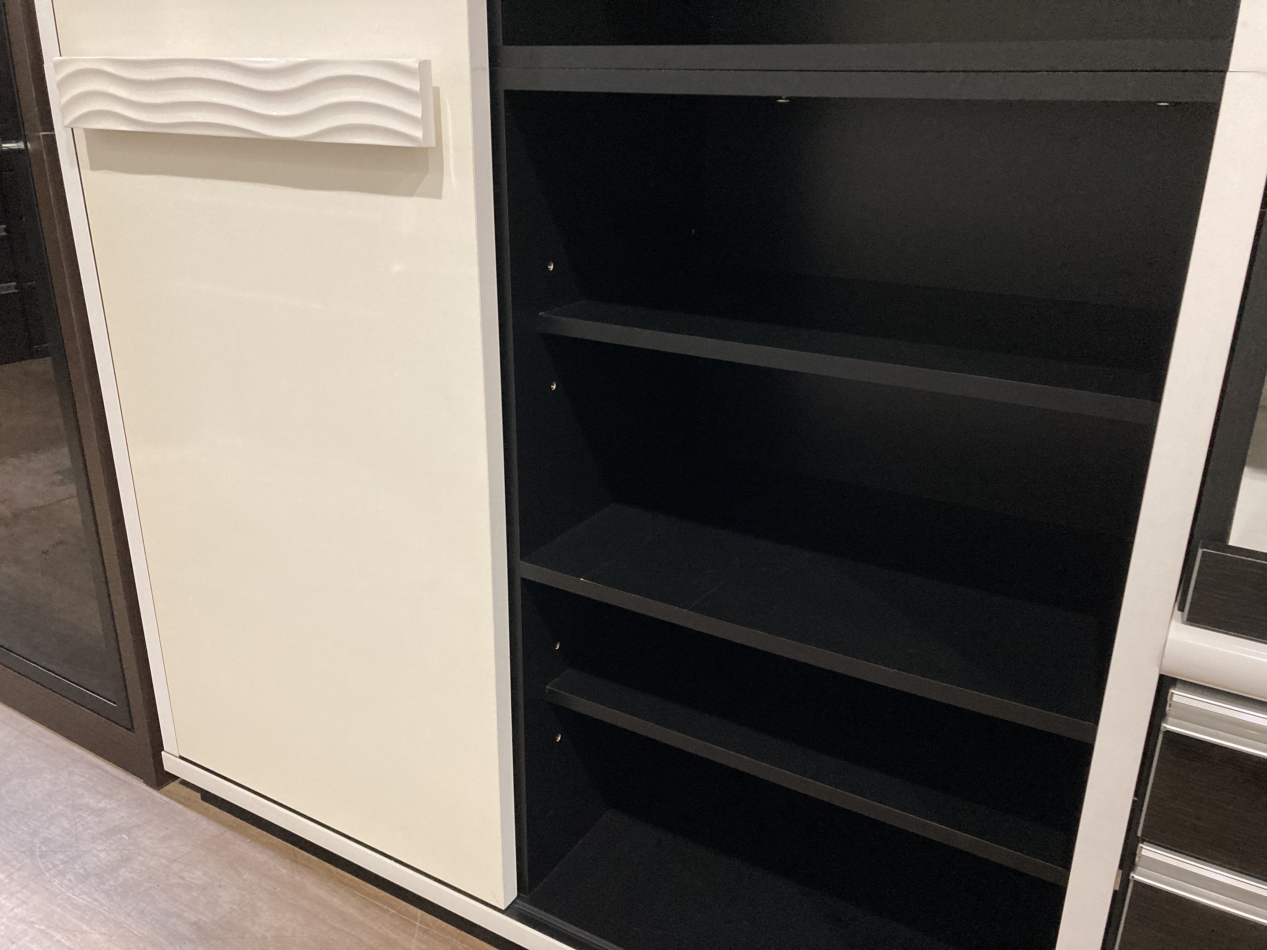 ガルト｜シュール120KB｜キッチンボード入荷しました｜愛品館 