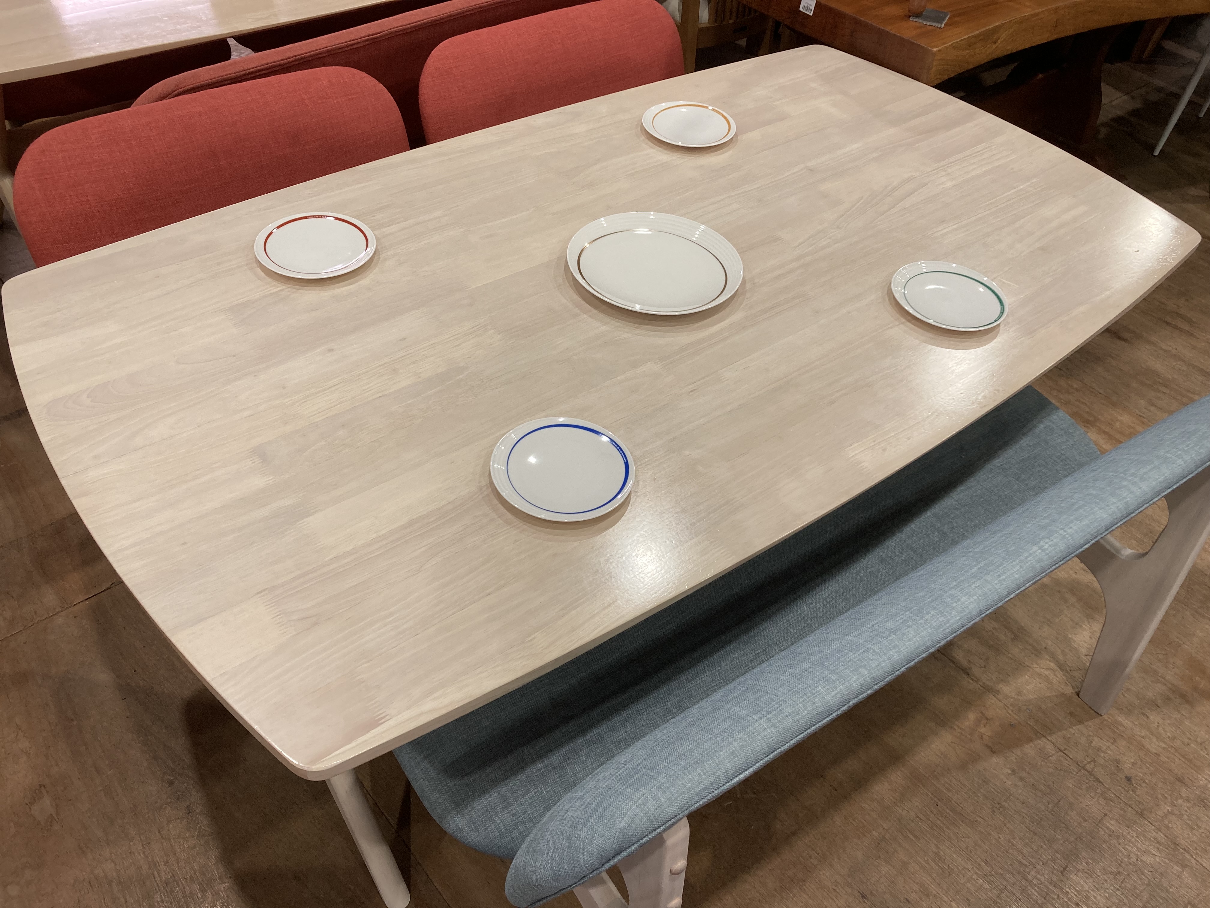 ニトリ｜リビングダイニングテーブル4点セット入荷｜愛品館市原  