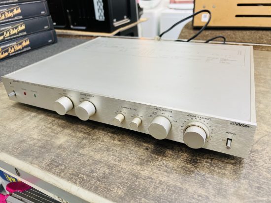 Victor Laboratory EQ-7070 買取致しました