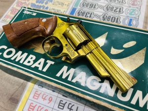 コクサイ S&W M19 コンバットマグナム 4インチ 金属モデルガン買取致し ...