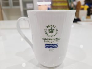 ロイヤルコペンハーゲン フルーテッド シグネチャー ペア  マグカップ L 380ml