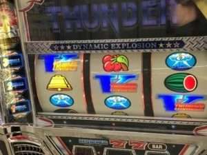 江戸川区スロット買取サンダーV①