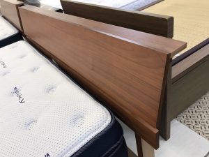 ニトリのダブルベッド(デュアルポケットシルキー)買取致しました。愛品 
