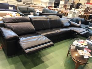 レザーワールドの総本革電動リクライニング4人掛ソファ買取致しました  