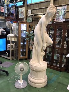 湯浴みするヴィーナス等身大石膏像買取致しました。愛品館八千代店  