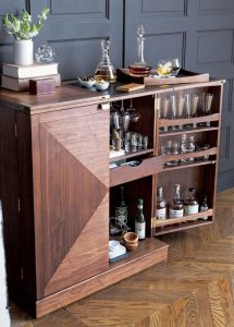 Crate and Barrel｜バーキャビネット(Maxine Bar Cabinet)買取致しまし  