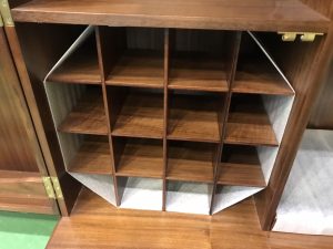Crate and Barrel｜バーキャビネット(Maxine Bar Cabinet)買取致しまし  