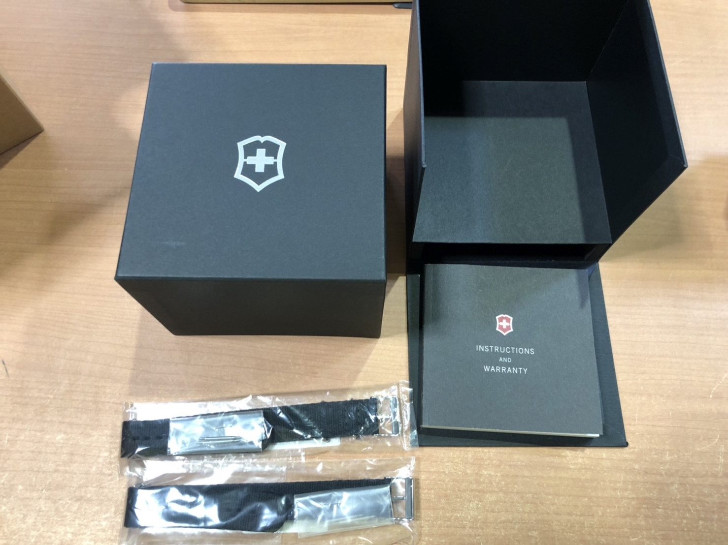 VICTORINOX 241517 腕時計買取いたしました｜愛品館市原店  