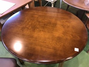 カリモク｜コロニアル｜ダイニング3点セット買取致しました｜愛品館  