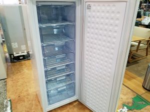 ｱｲﾘｽｵｰﾔﾏ 2021年製 175L 1ドア冷凍庫 IUSD-18A-W