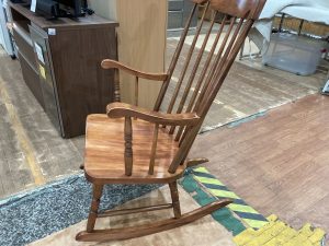 飛騨の家具ロッキングチェア (4)
