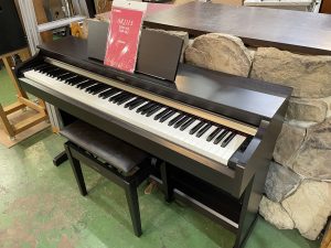 愛品倶楽部柏店】YAMAHA 電子ピアノ YDP-162PE 2016年製 昇降椅子付