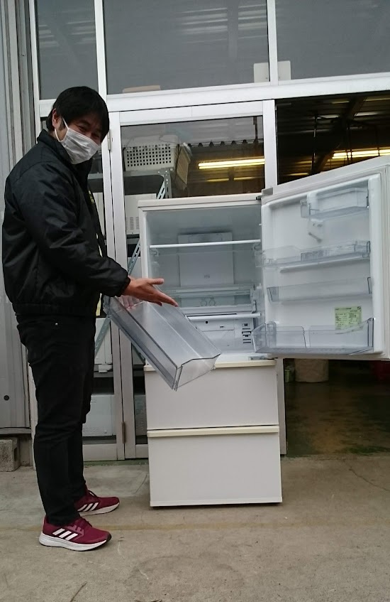 アクア AQR-27G 3ドア 冷凍冷蔵庫を買取させて頂きました。【愛品