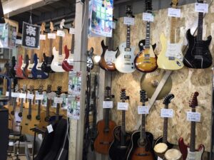 八千代市でギターの買取なら愛品館!! | リサイクルショップ 中古品の 