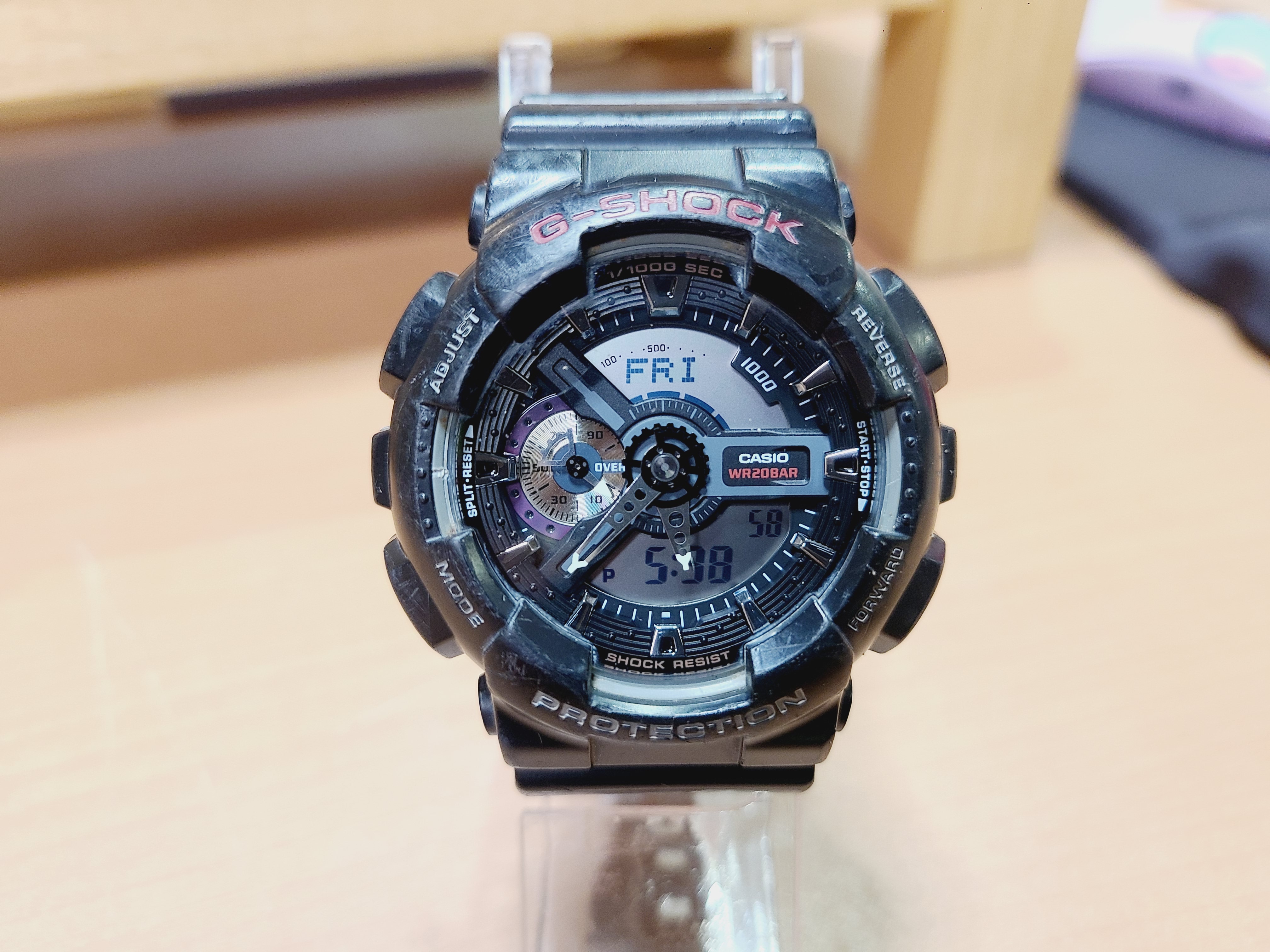 G-SHOCK GA-110LL-1AJR 生産終了品 中古 G-SHOCKカシオ GA-110腕時計買取