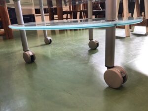 ロナルド・シュミット｜IDC大塚家具｜オーバルガラステーブル買取致し 