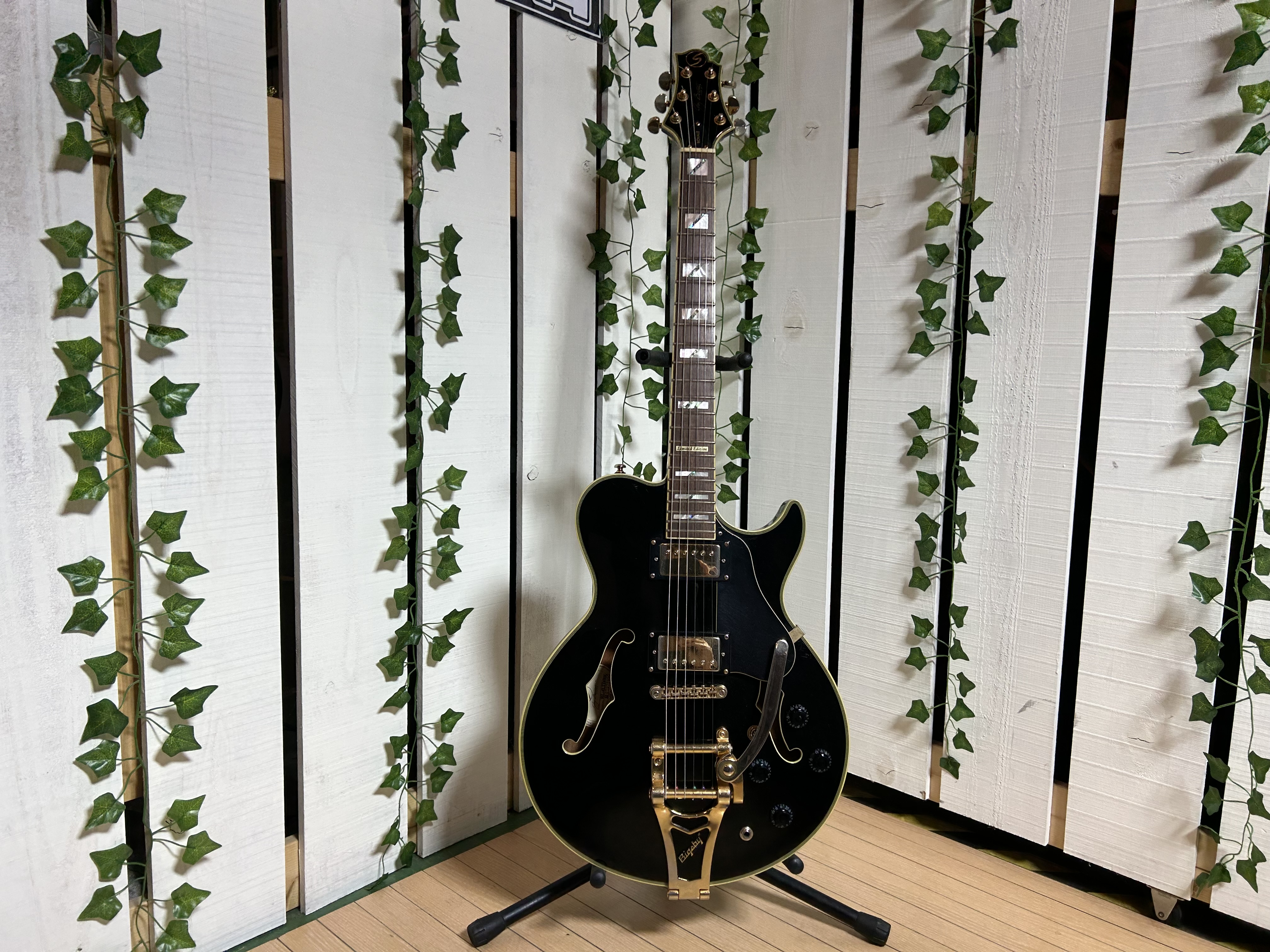 Greg Bennett｜セミアコースティックギター｜RL-4LTD/BK買取致しました 