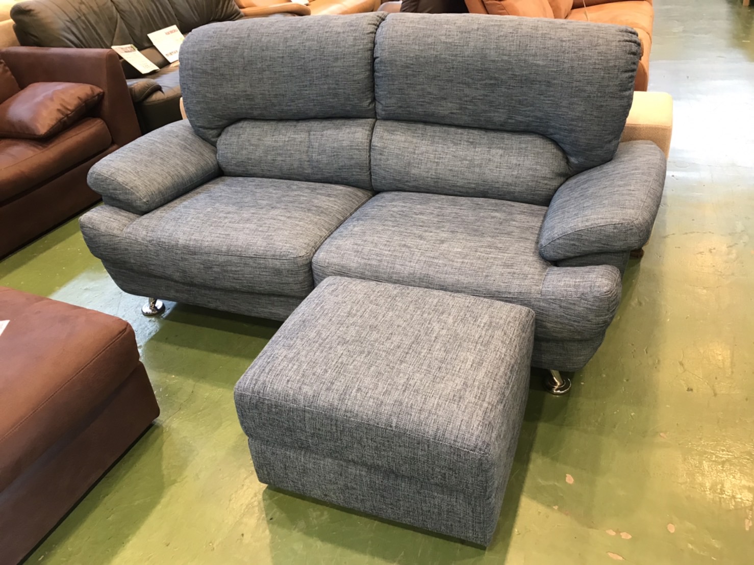 ニトリ｜3人用布張りソファ+スツール｜NポケットA8買取致しました｜愛 