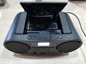 SONY｜ZS-RS81BT パーソナルオーディオシステム