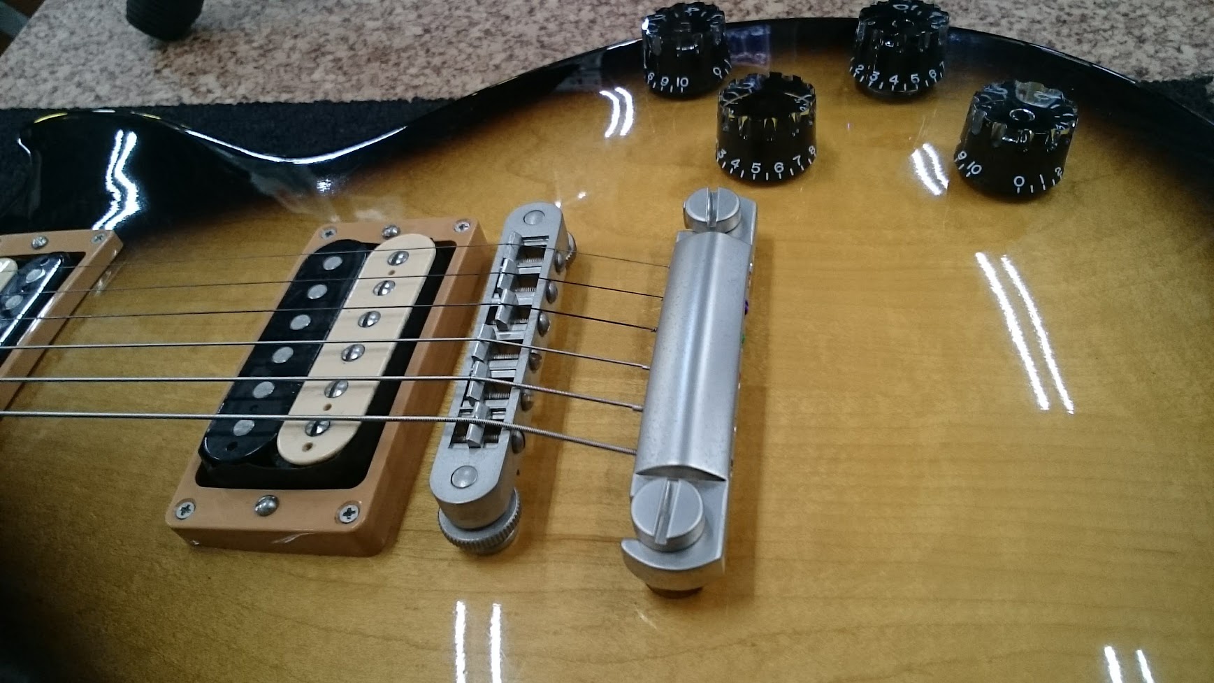 Gibson USA|エレキギター| Les Paul Studio 2015 | 買取致しました|愛 
