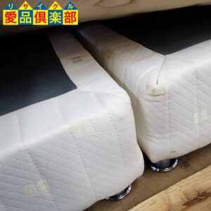 ニトリ ダブルベッド 分割クッションフレーム (レッグ付き) 入荷！愛品  