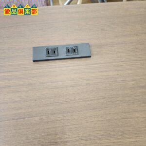 oliver コンセント付 突板天板スチール脚テーブル 入荷！愛品倶楽部柏 