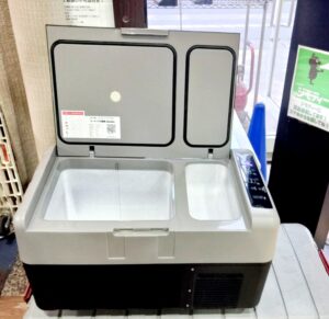 ポータブル 冷凍庫 車載冷蔵庫 30L 2室 ポータブル 1年保証  -20℃〜10℃ USB給電可能 ミニ冷蔵庫 急速冷凍 12V 24V車に対応 AC DC電源対応