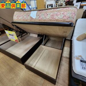 縦型跳ね上げ式シングルベッド 1