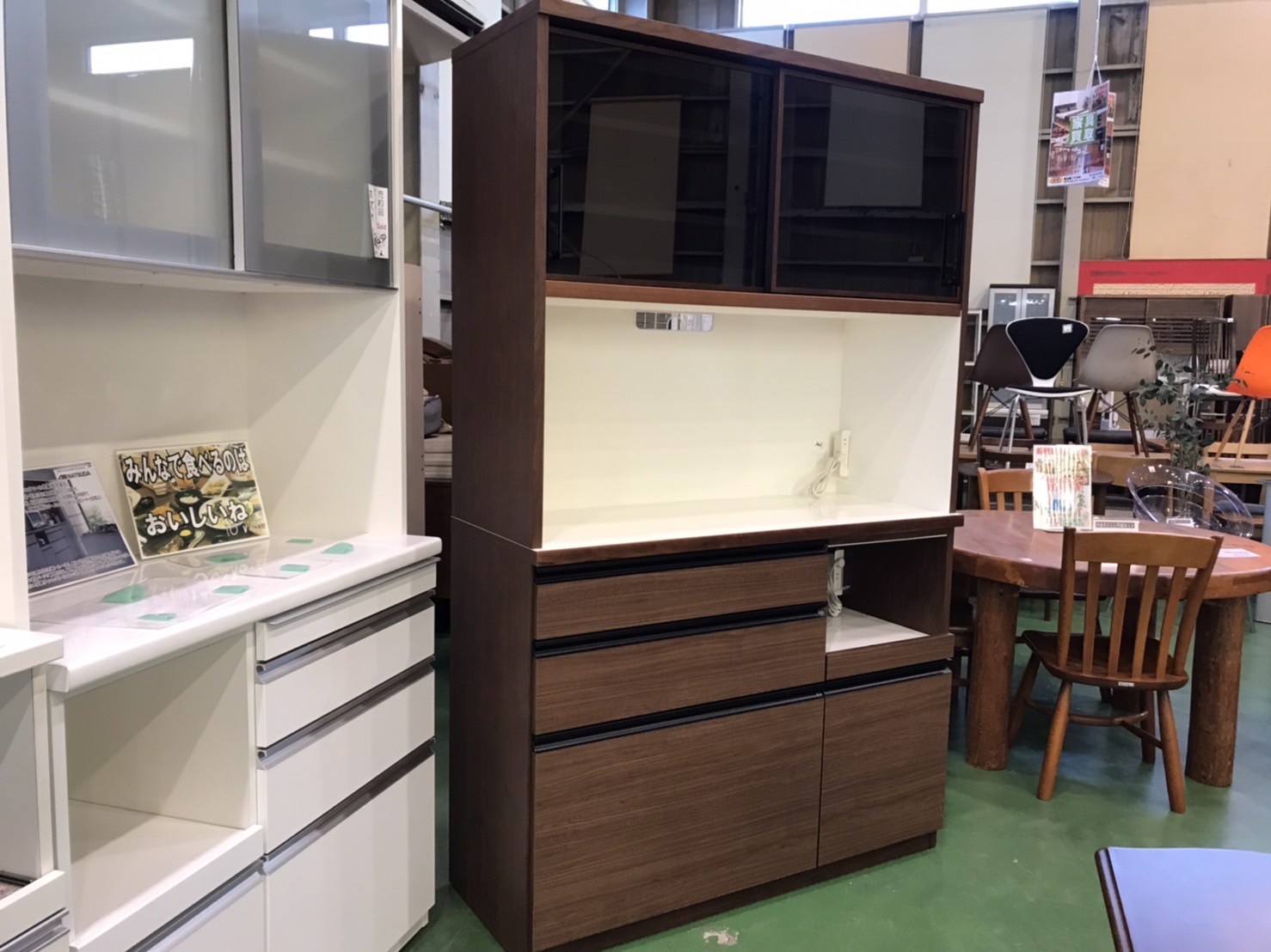 河口家具製作所｜スライド扉キッチンボード｜メイト買取致しました｜愛  