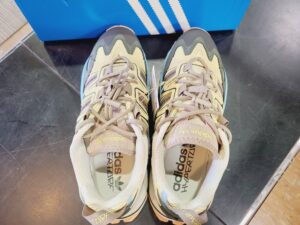 アディダス  ハイパーターフ メンズ カジュアル シューズ Originals Hyperturf GX4487